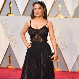 Salma-Hayek-Alexander-McQueen-Dress-2017-Oscars.jpg