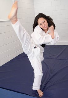 sumiko_kick__by_sleeperkid-d69ogiu.jpg