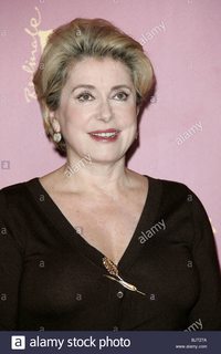 catherine-deneuve-berlin-film-festival-berlin-germany-12-february-BJT27A.jpg